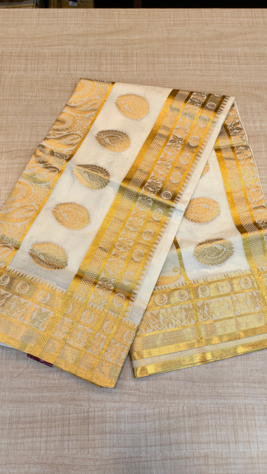 Premium Kerala Saree| GS19