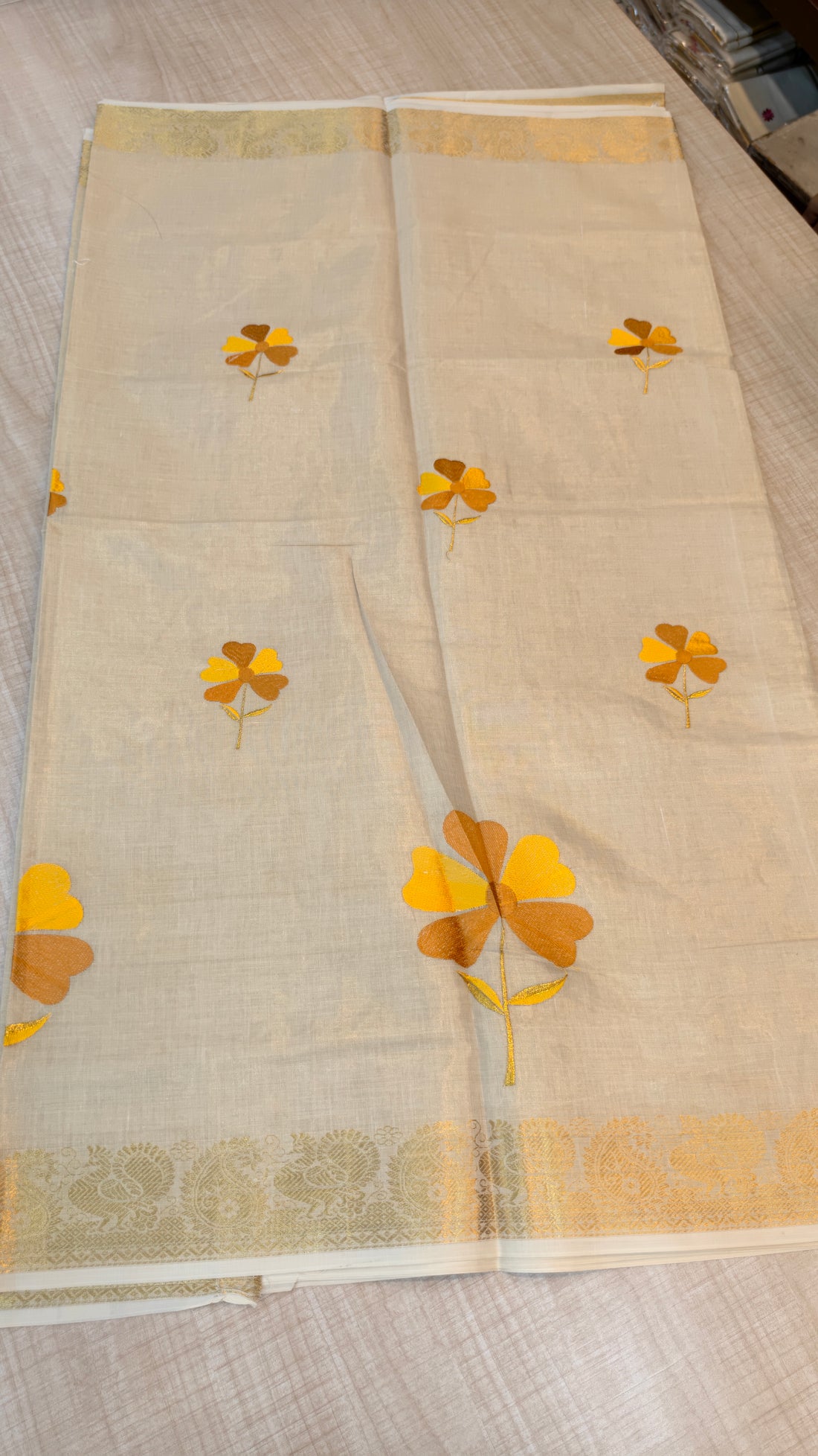 Tissue Kerala Saree | GS125