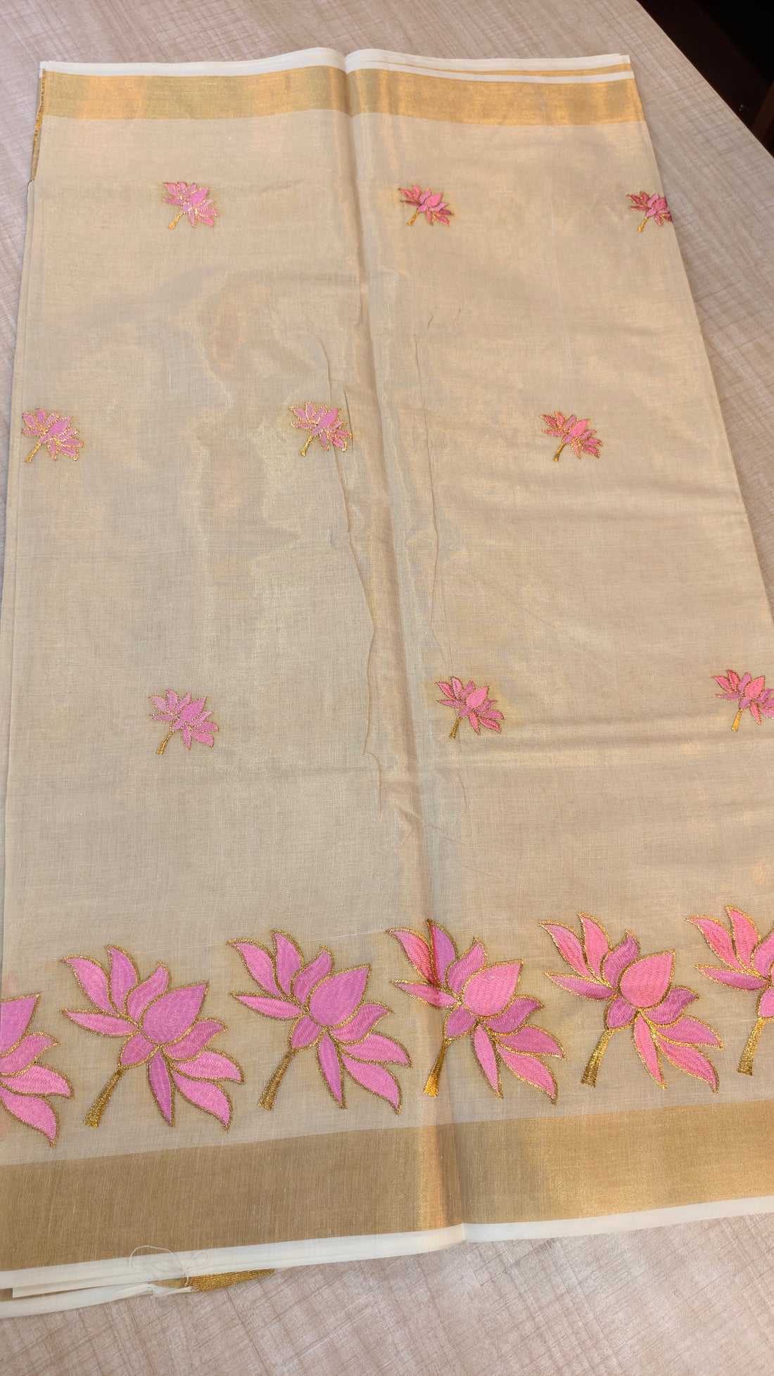 Tissue Kerala Saree|GS83