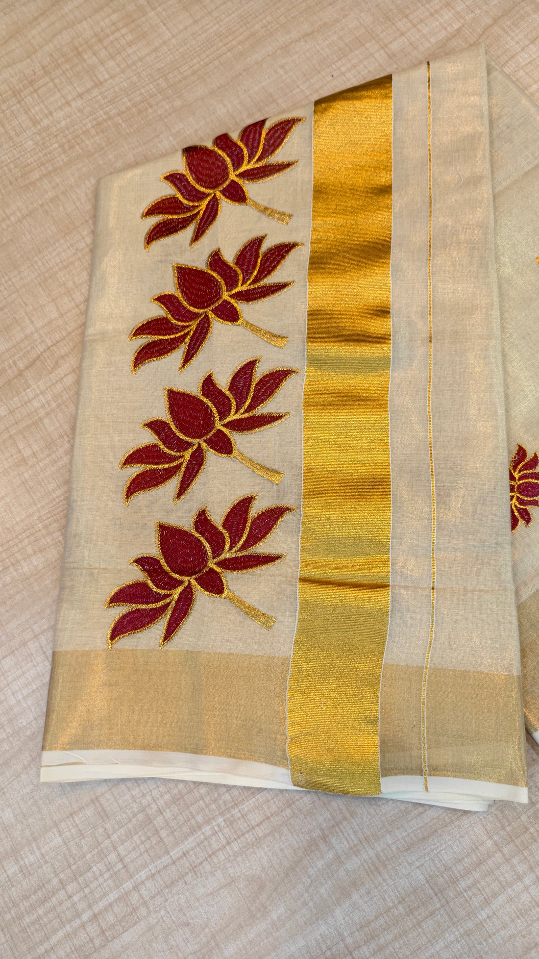 Tissue Kerala Saree| GS110