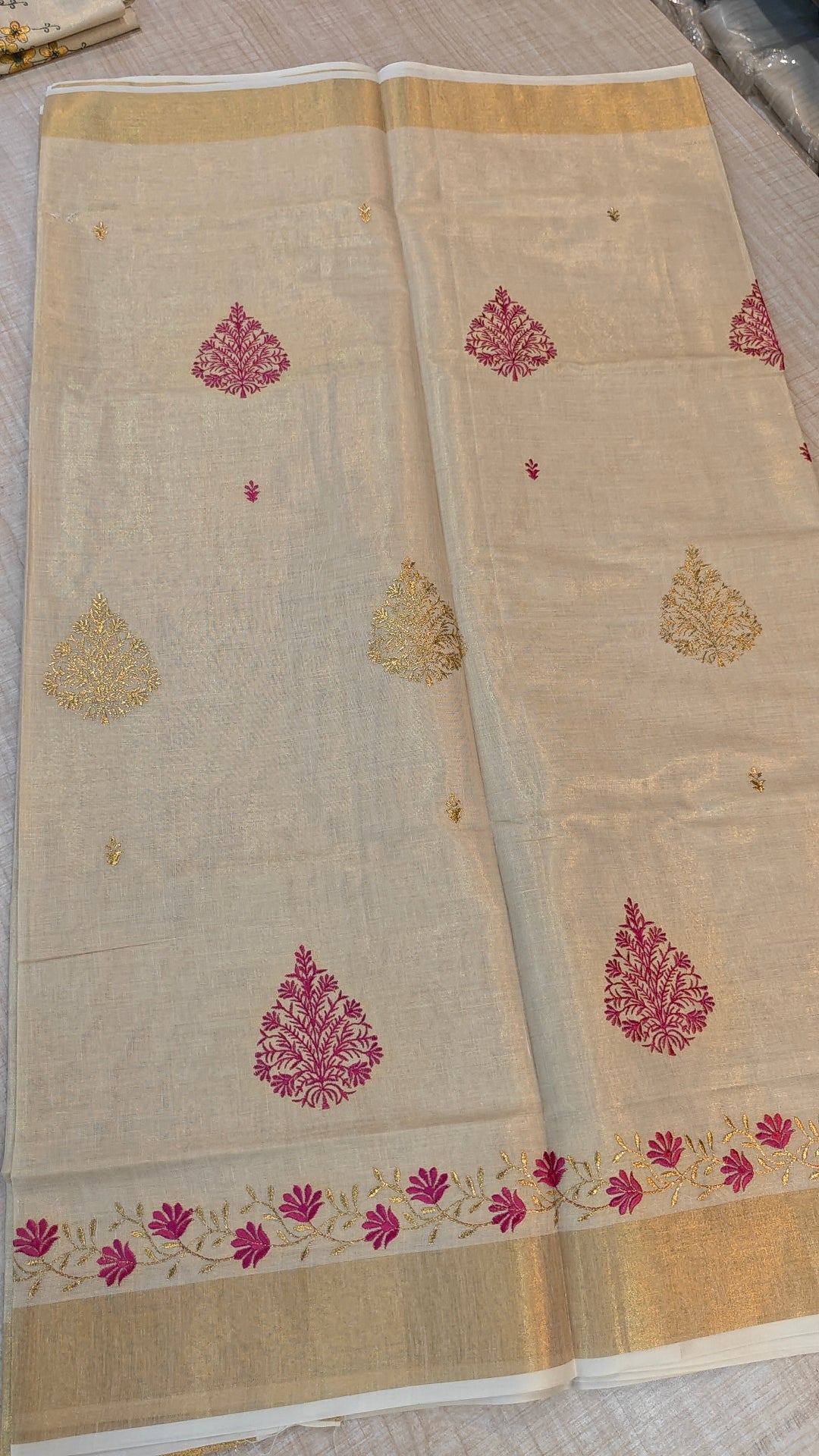 Tissue Kerala Saree | GS276