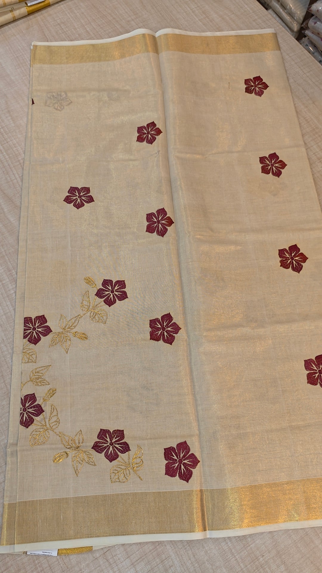 Tissue Kerala Saree | GS549