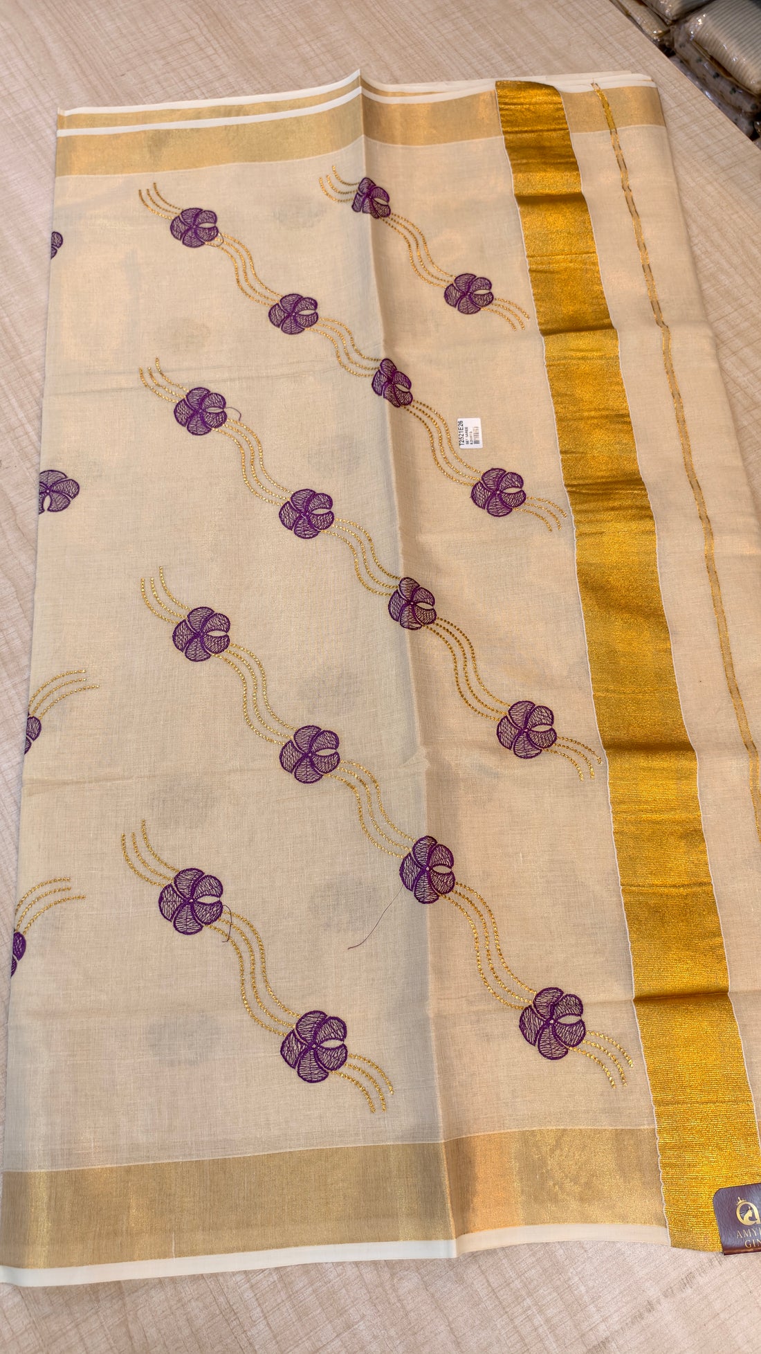 Tissue Kerala Saree | GS902