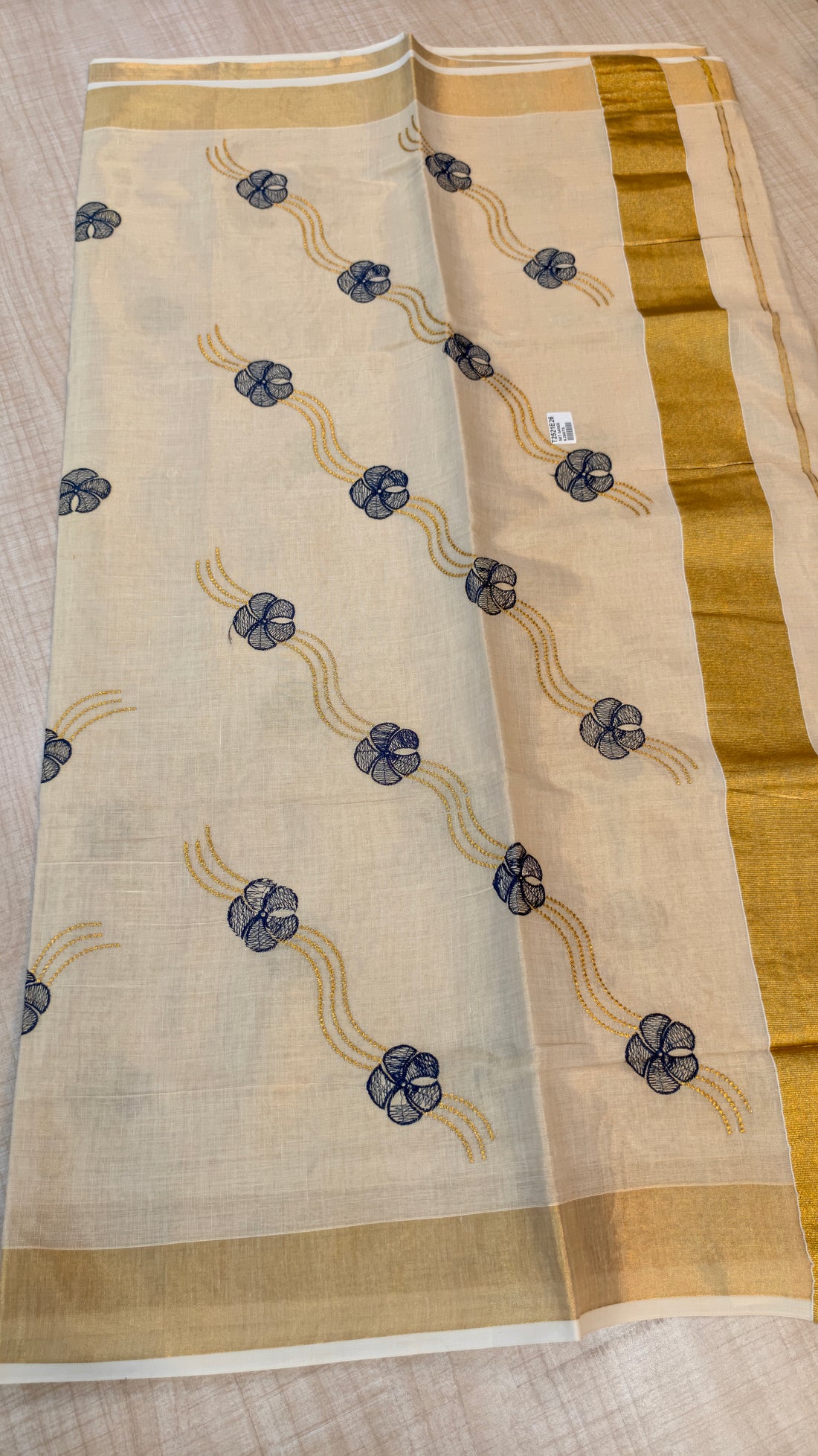 Tissue Kerala Saree | GS906