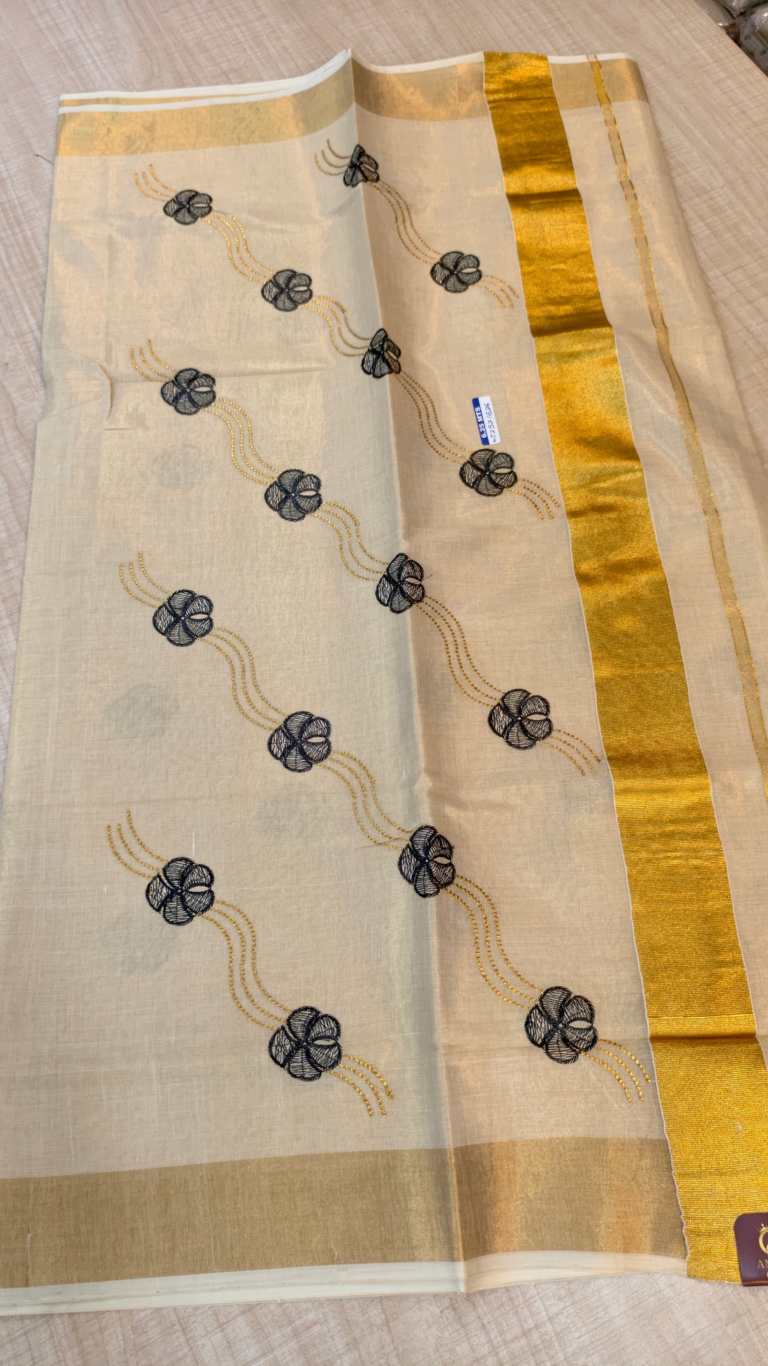 Tissue Kerala Saree | GS905