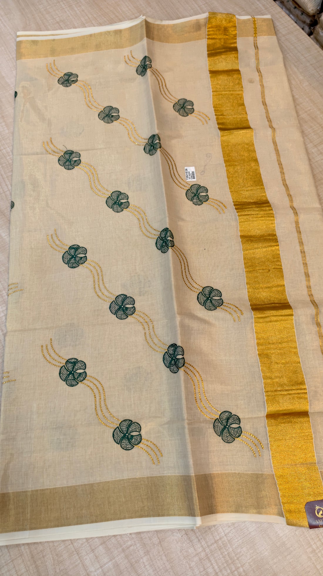 Tissue Kerala Saree | GS907
