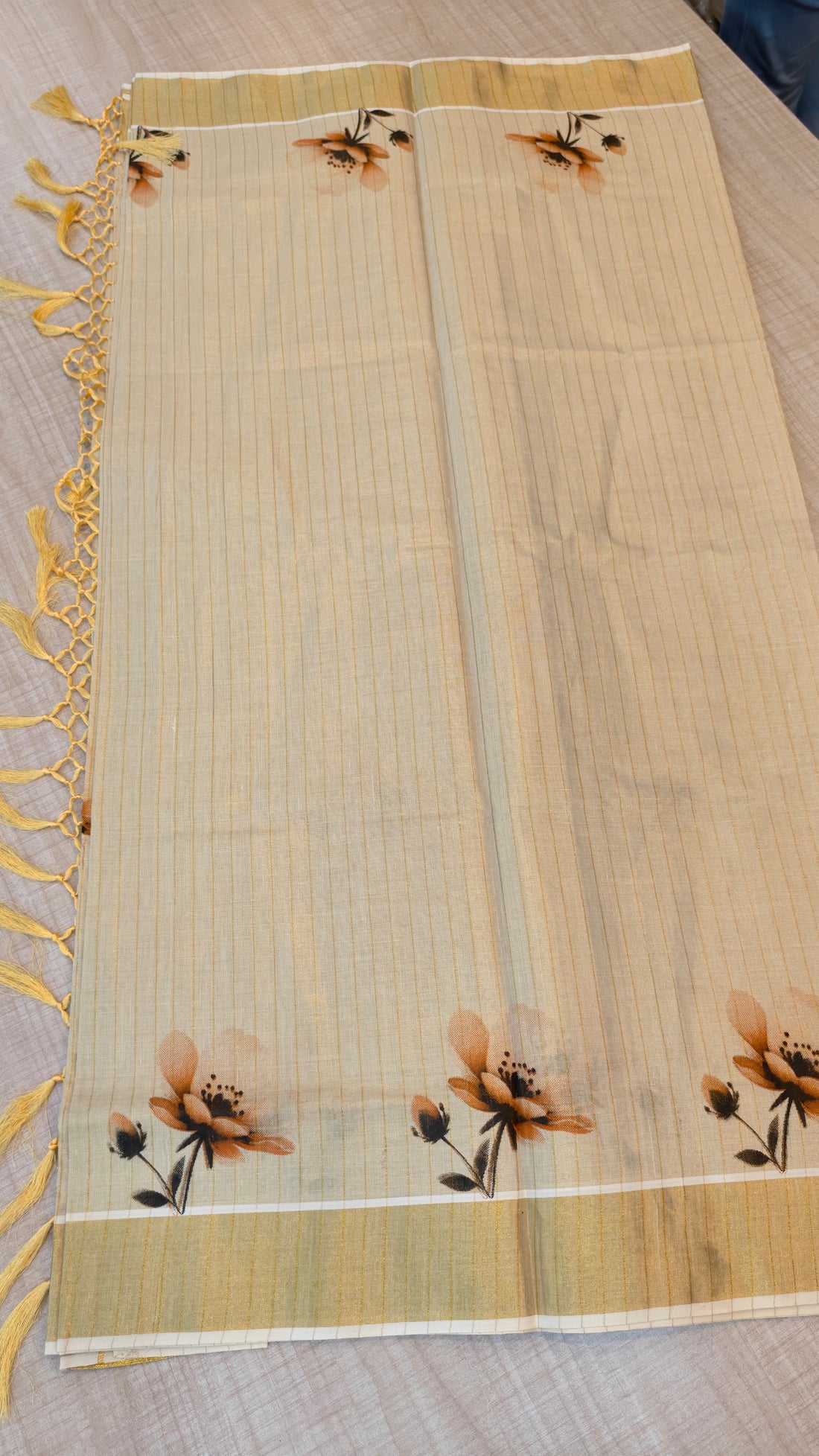 Tissue Kerala Saree | GS404