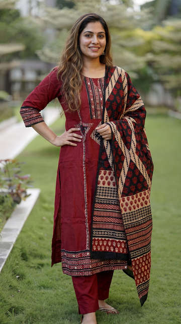 Dola Silk | Ready To Wear | RP302